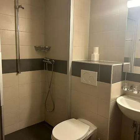 Magrappe M 440 - Lift 7 Pers Veysonnaz